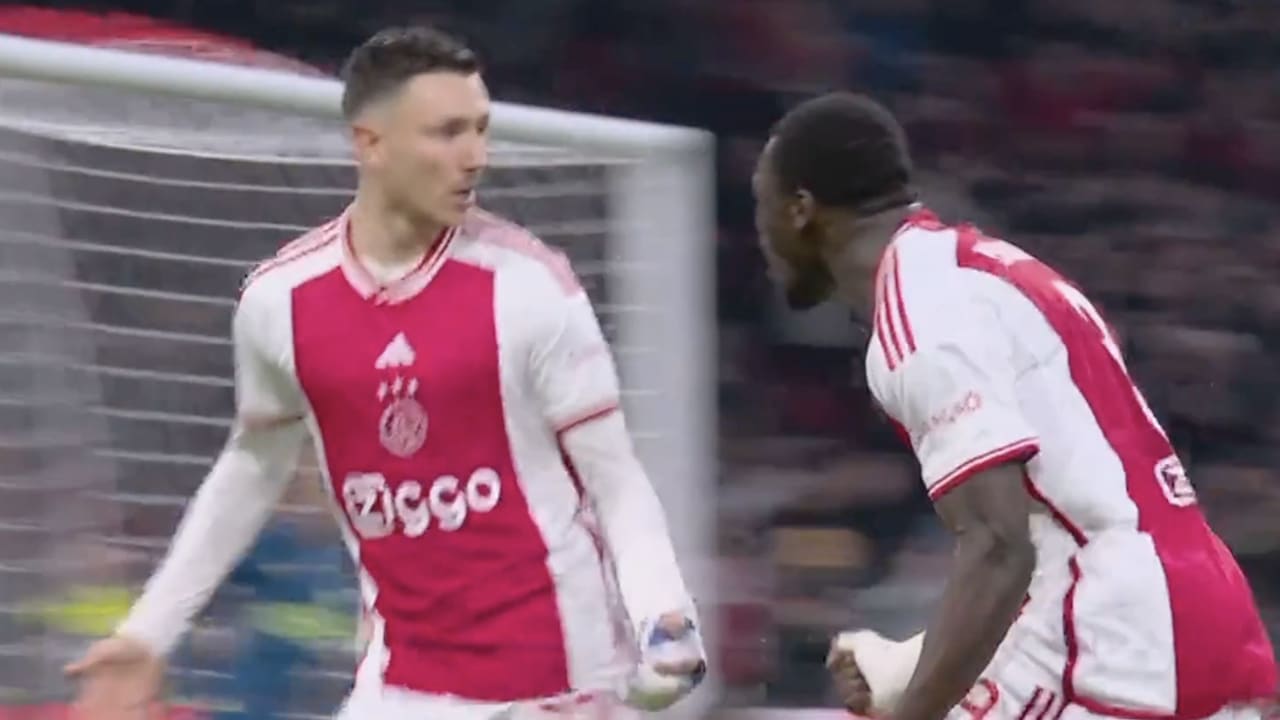 Videogoal: Berghuis zet Ajax in kraker tegen PSV op voorsprong