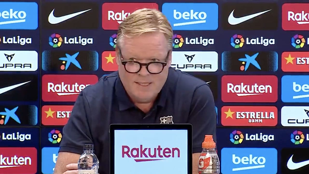 Koeman weigert vragen te beantwoorden en breekt persconferentie af