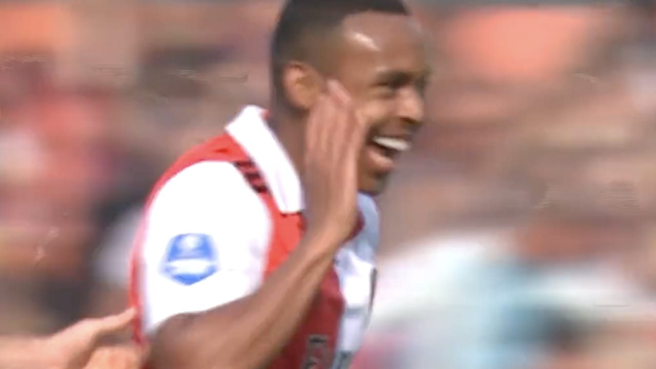 Videogoal: Paixão knalt Feyenoord fenomenaal op 3-0