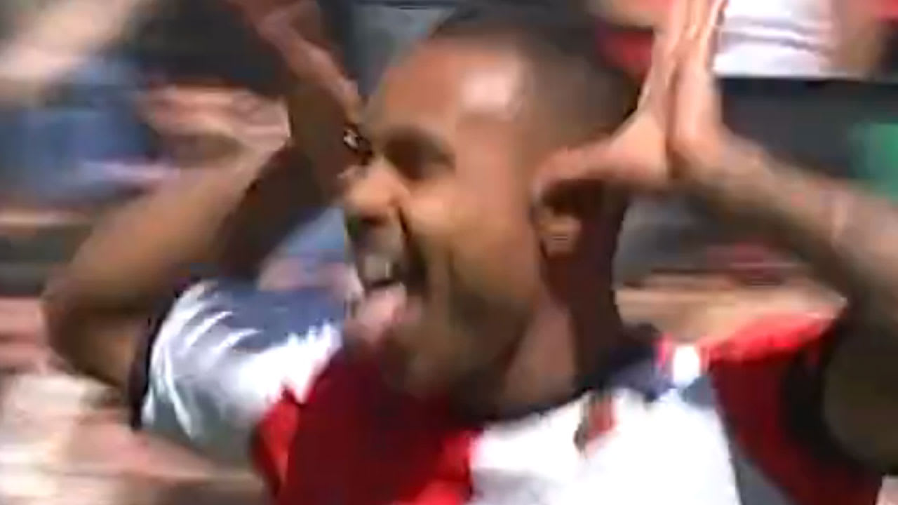 Videogoals: Feyenoord binnen tien minuten op 2-0 voorsprong tegen PSV