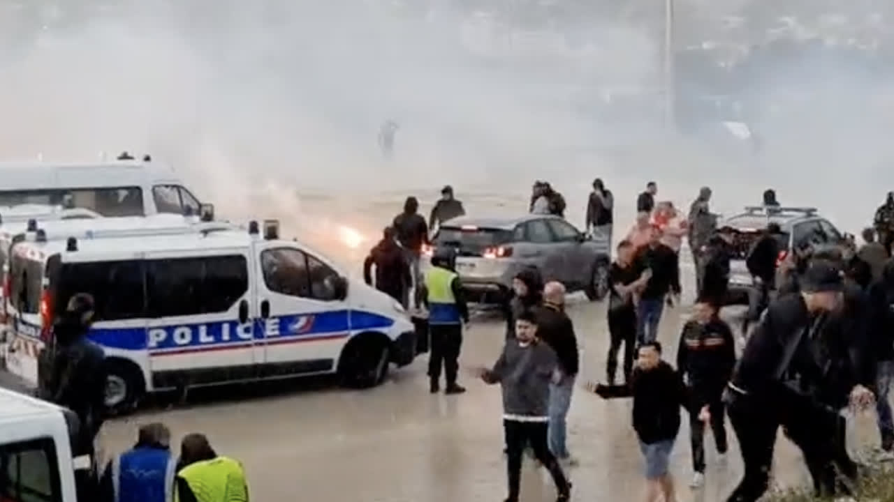 Franse politie grijpt in met traangas bij fanzone voor Feyenoord-fans