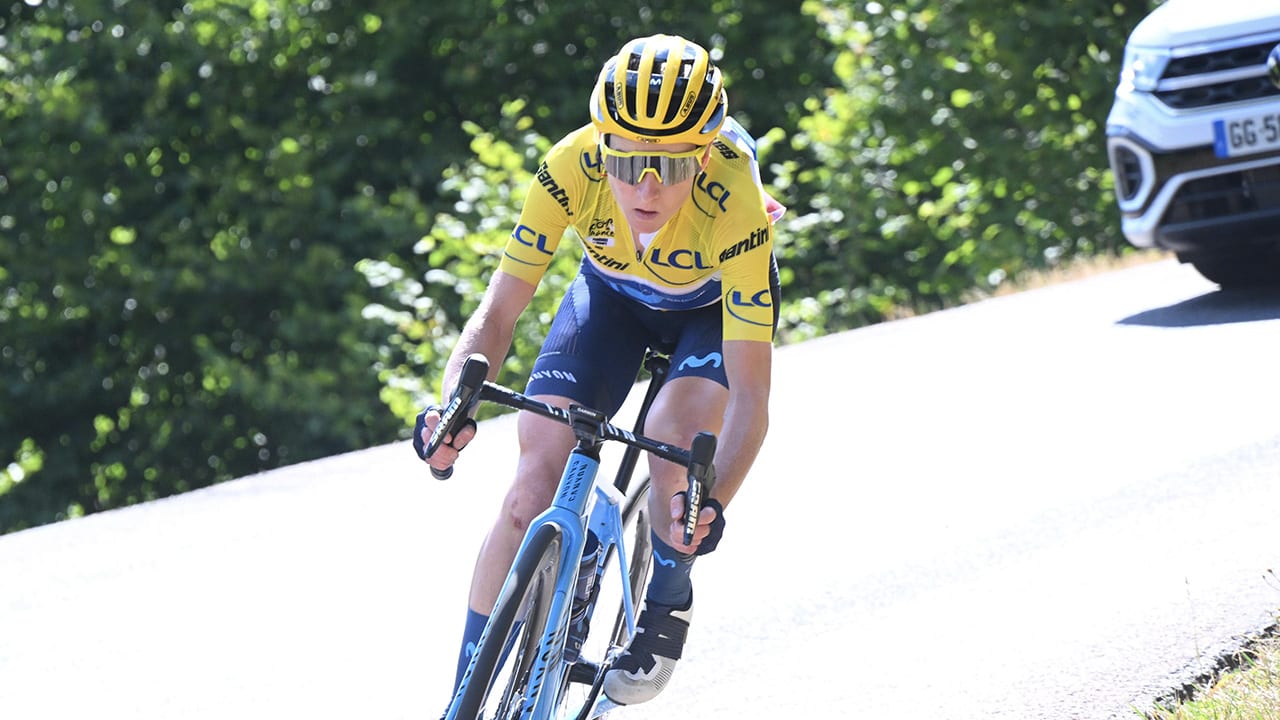 Annemiek van Vleuten soleert naar ritzege en wint Tour de France Femmes