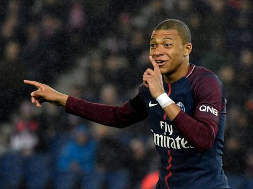 Mbappé schiet PSG langs Guingamp