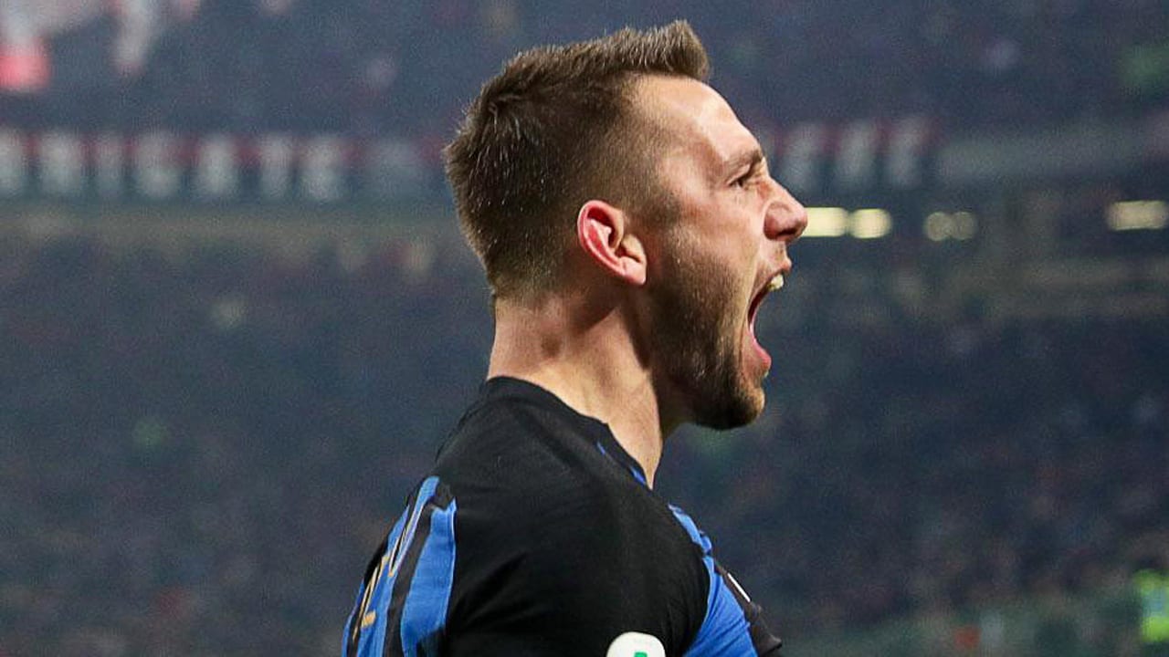 De Vrij draagt met doelpunt bij aan zege Inter