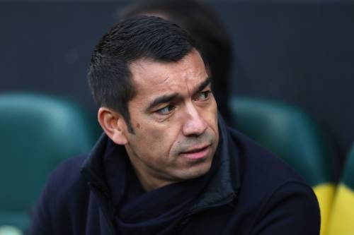 Van Bronckhorst praat snel met Feyenoord