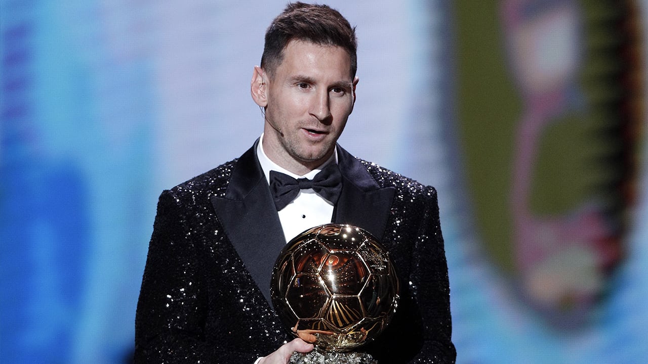 'Lionel Messi raakt Ballon d'Or mogelijk kwijt wegens fraude'