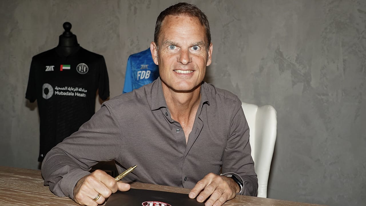 Zien: Al-Jazira verwart Frank de Boer bij aankondiging met broer Ronald 