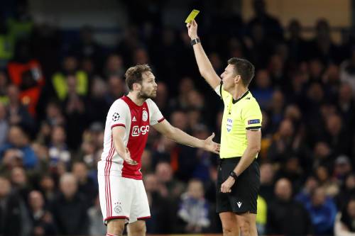 Ajacied Blind: we zijn genaaid