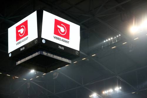 VAR verhinderde 40 fouten in Bundesliga