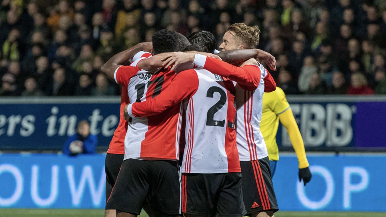 Feyenoord met moeite langs Cambuur in beker