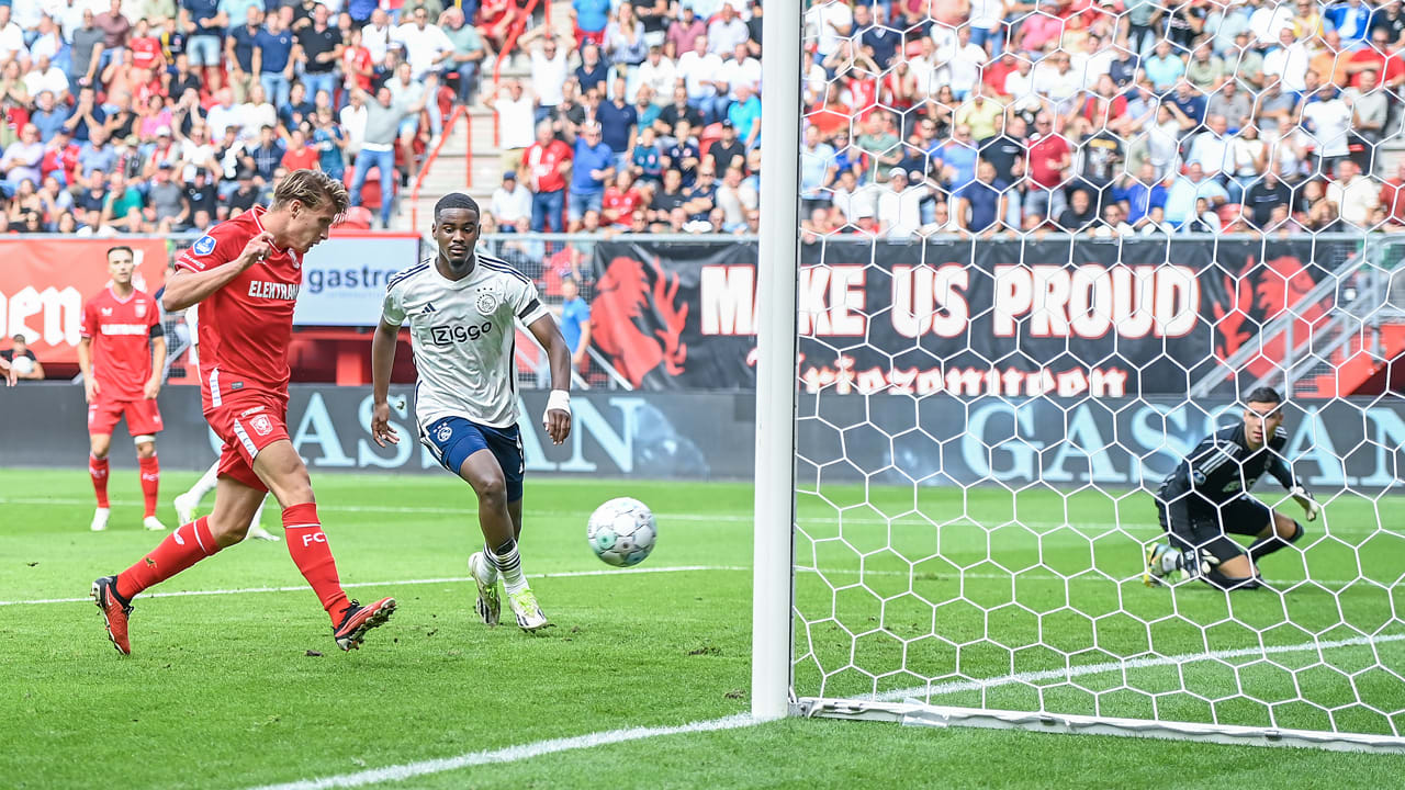 Horrorstart voor Ajax: FC Twente na tien minuten op 2-0 voorsprong