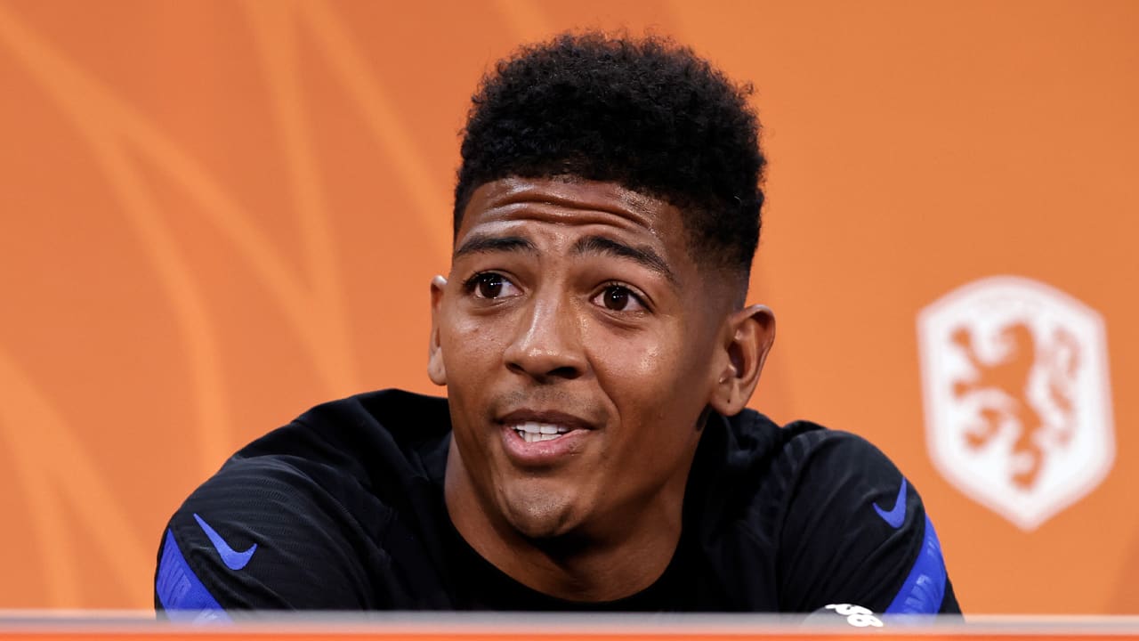 Van Aanholt tekent tot medio 2024 bij Galatasaray 