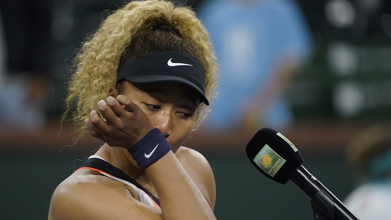 Tennisster Naomi Osaka in tranen na beledigende kreet uit publiek