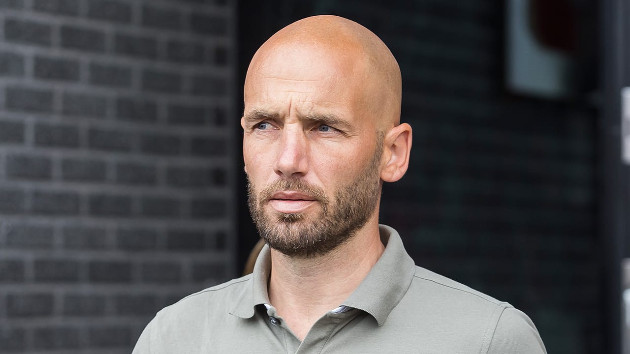Mitchell van der Gaag nieuwe trainer Jong Ajax