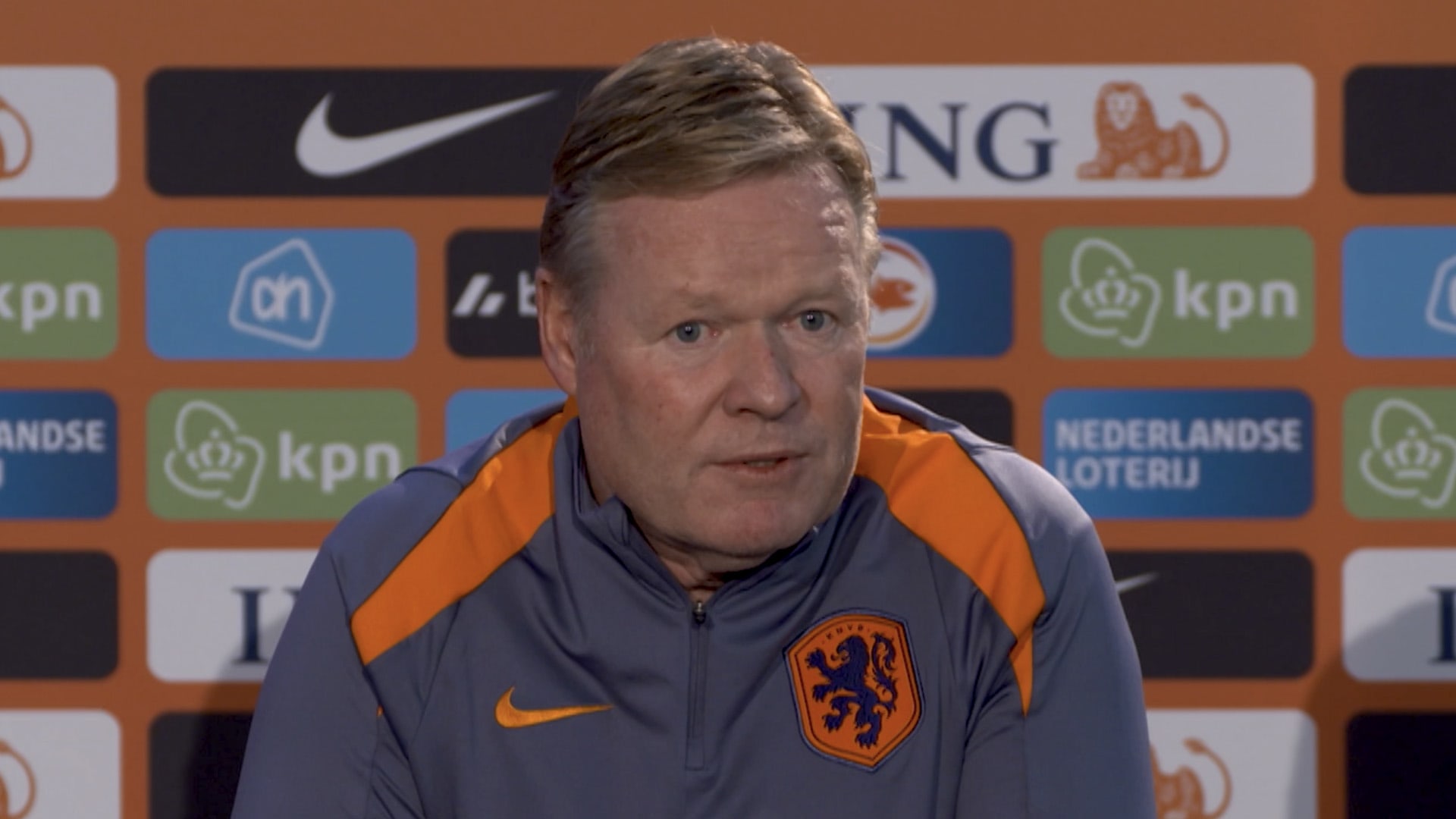 Koeman roept op tot actie tegen volle speelkalender: 'Dat gaat nergens over, alleen om geld'