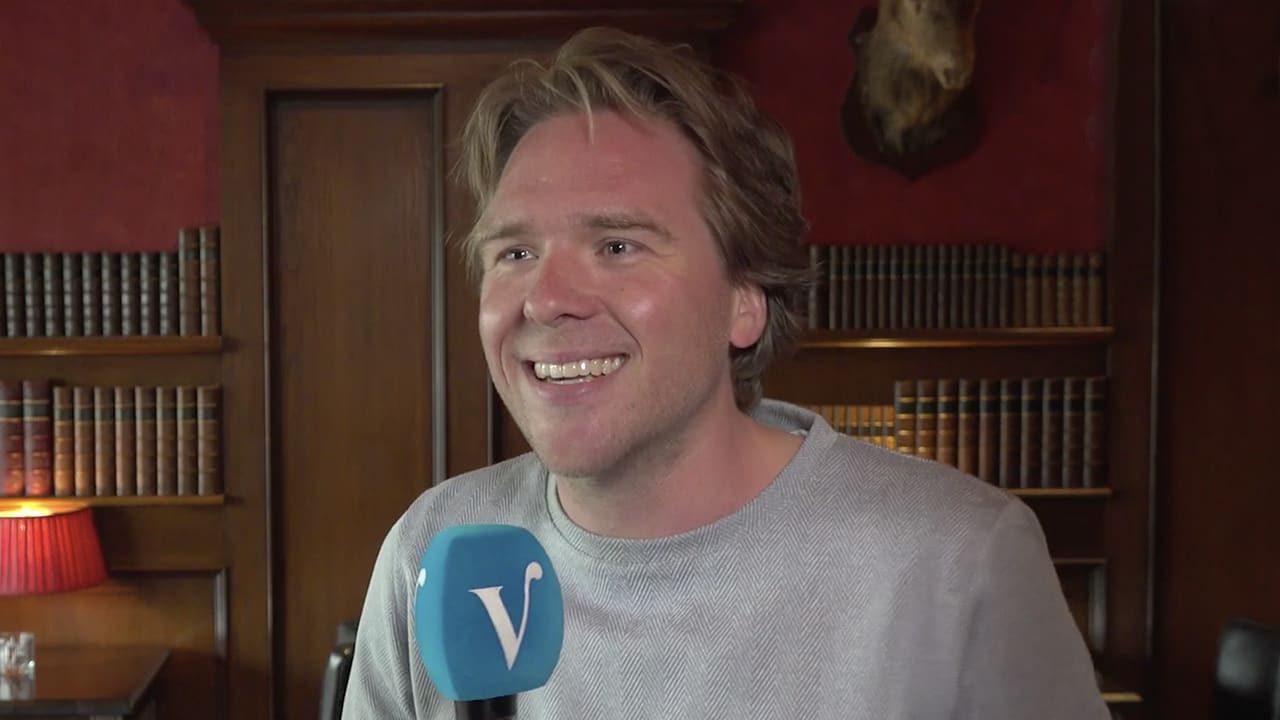 Studio Voetbal-presentator kijkt graag naar Veronica Inside: 'Vermakelijk' 