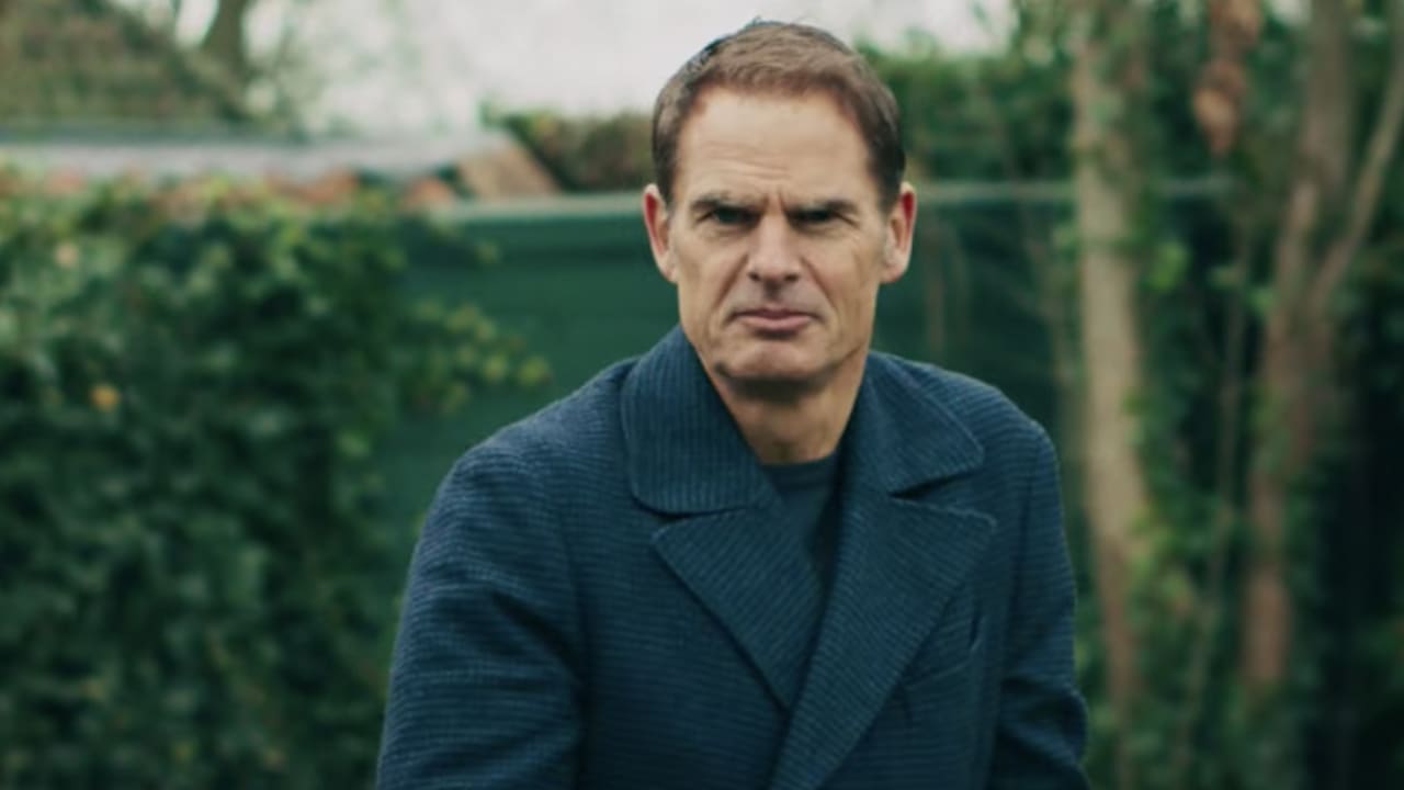 Frank de Boer duikt op in videoclip Snelle