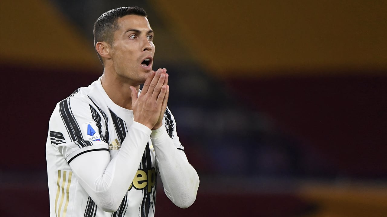 'Cristiano Ronaldo test opnieuw positief op corona'