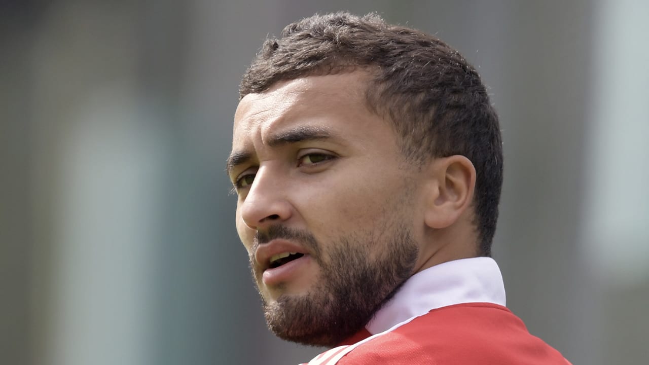 Zakaria Labyad haalt uit naar Ajax: 'Ik voel me aan de kant gezet!'