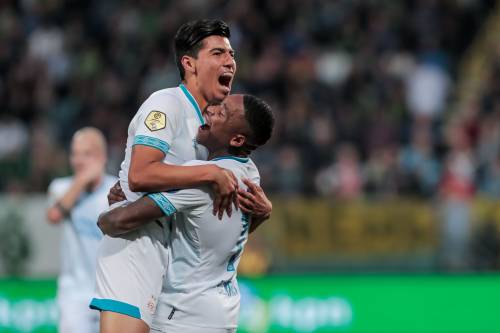 PSV met tweede keus naar tweede ronde
