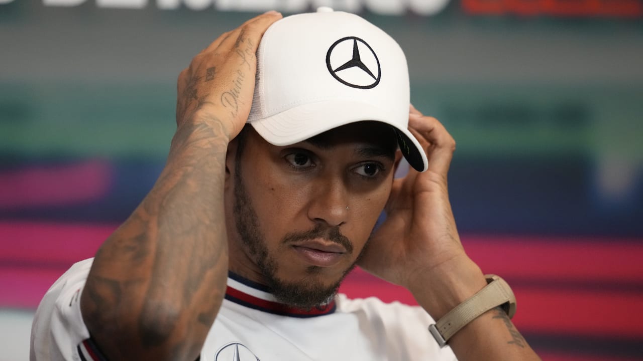 Hamilton deelt sneer uit aan Alonso na spraakmakend interview