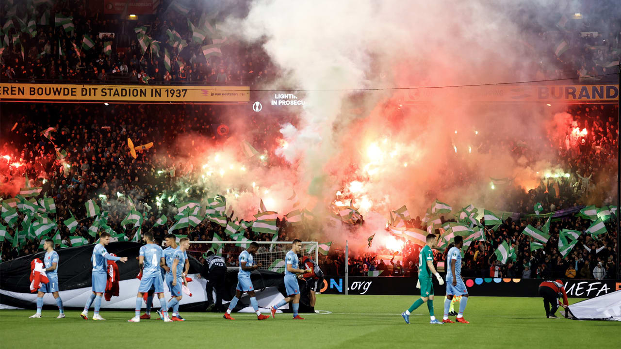 UEFA legt Feyenoord opnieuw fikse boete op na duel met Slavia Praag