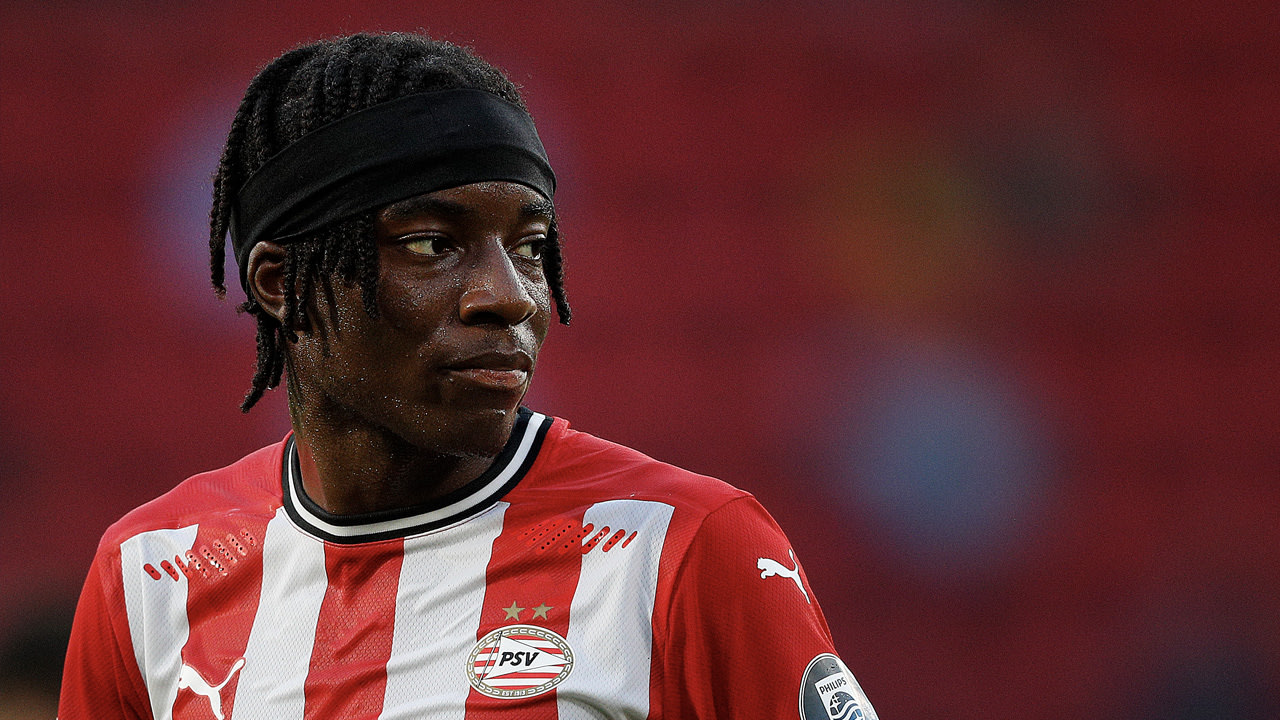 PSV hoopt op Dumfries en Gakpo, Madueke weken aan de kant