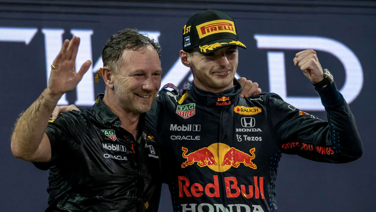 OFFICIEEL: Max Verstappen verlengt contract bij Red Bull