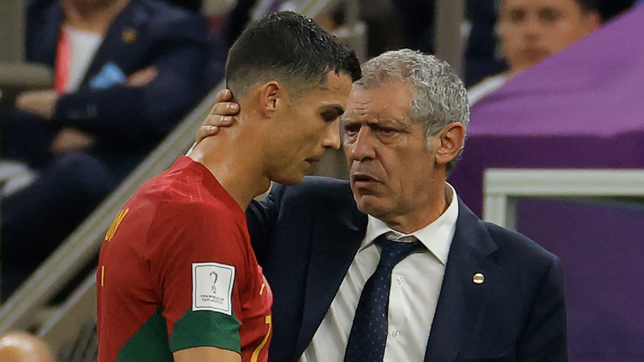 Portugese bondscoach Santos niet blij met ruziënde Ronaldo na wissel: 'Absoluut niet'