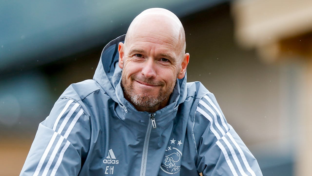 Ten Hag zegt voorlopig 'nee' tegen Oranje: 'Het is voor dit seizoen uitgesloten' 