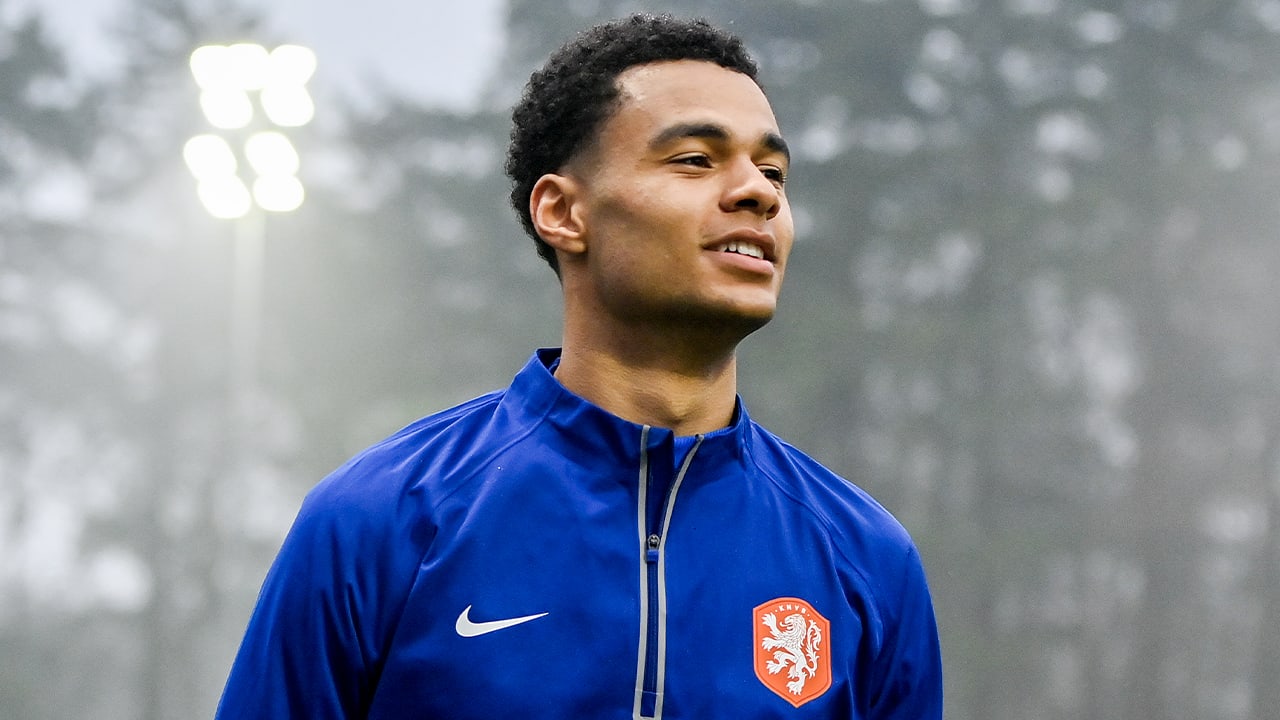 Ook Cody Gakpo terug op trainingsveld Oranje