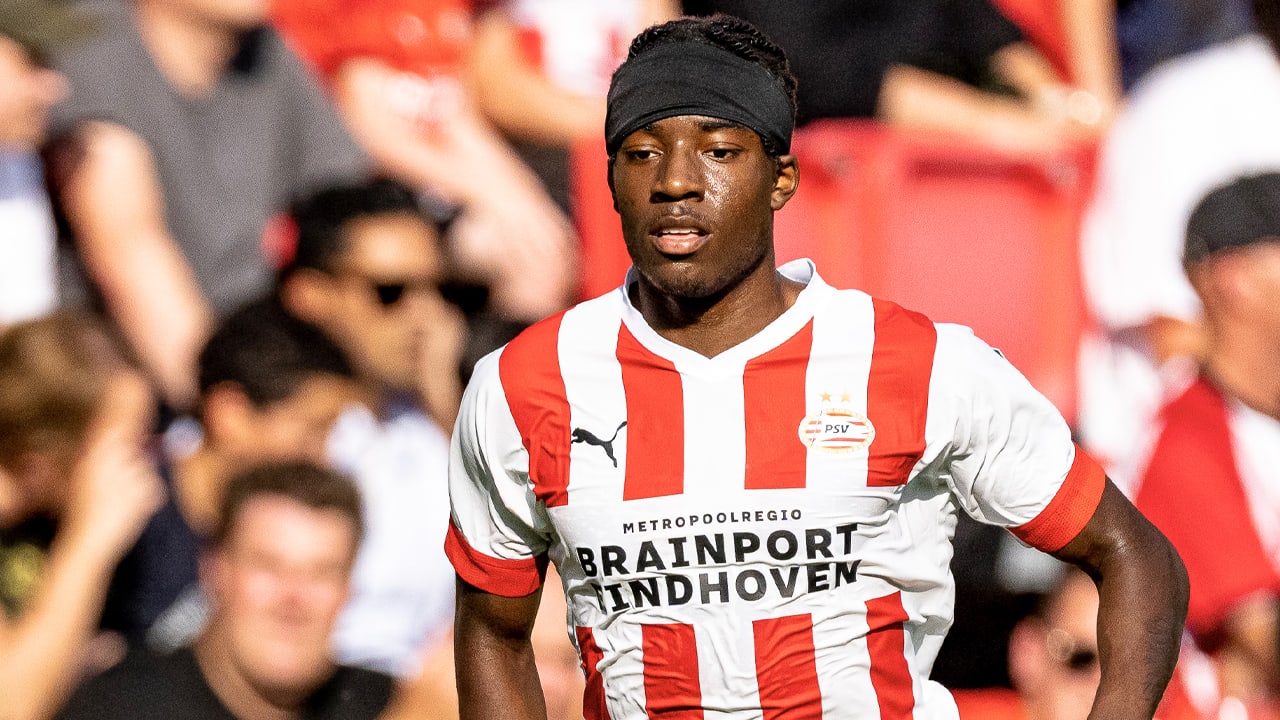 'PSV raakt smaakmaker Noni Madueke definitief kwijt aan Chelsea'