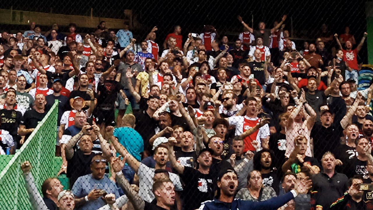 Ajax-fans niet welkom bij wedstrijd tegen Besiktas in Istanbul