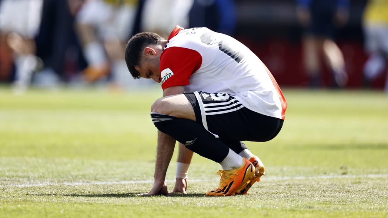 Feyenoord lijdt tegen Vitesse tweede nederlaag in Eredivisie