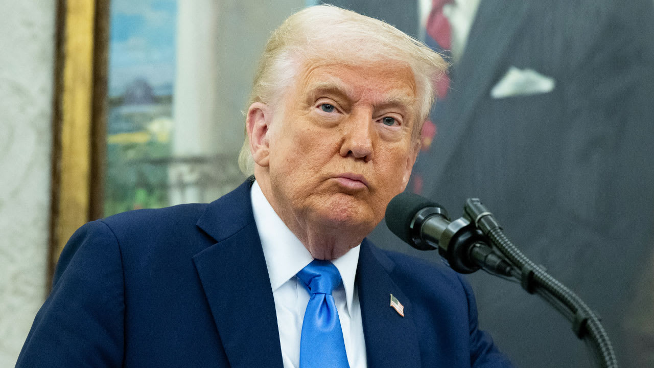 Trump sluit derde termijn als president niet uit