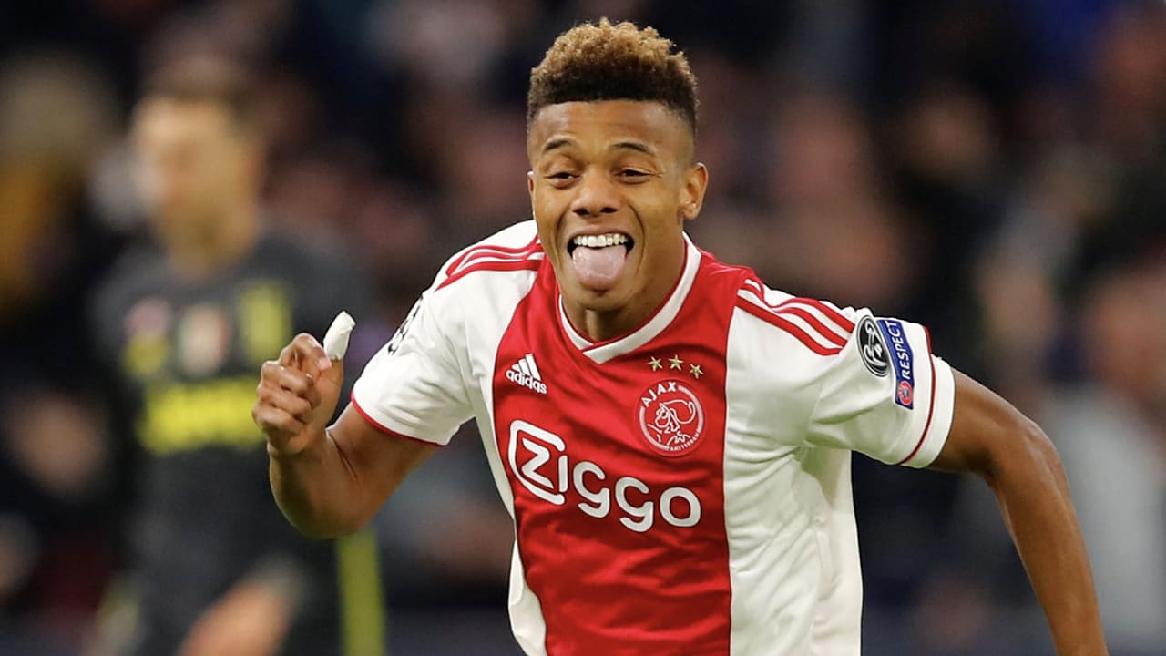 KNVB overweegt uitstel competitie vanwege halve finale Ajax