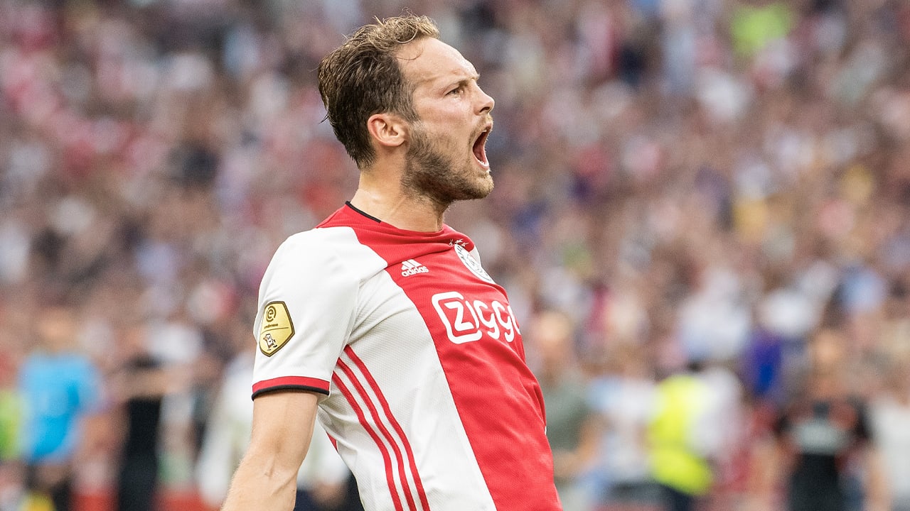 Ajax verslaat PSV en pakt Johan Cruijff Schaal