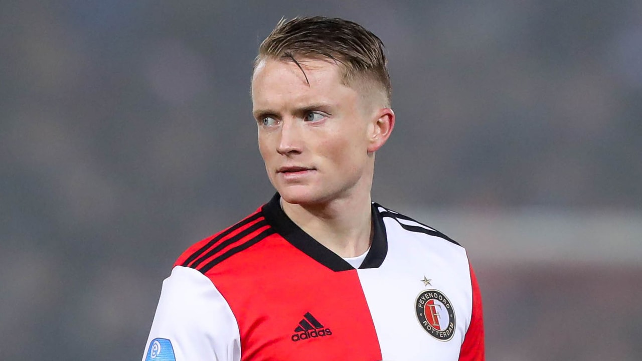 'Larsson op weg naar China, Feyenoord krijgt 5 miljoen'