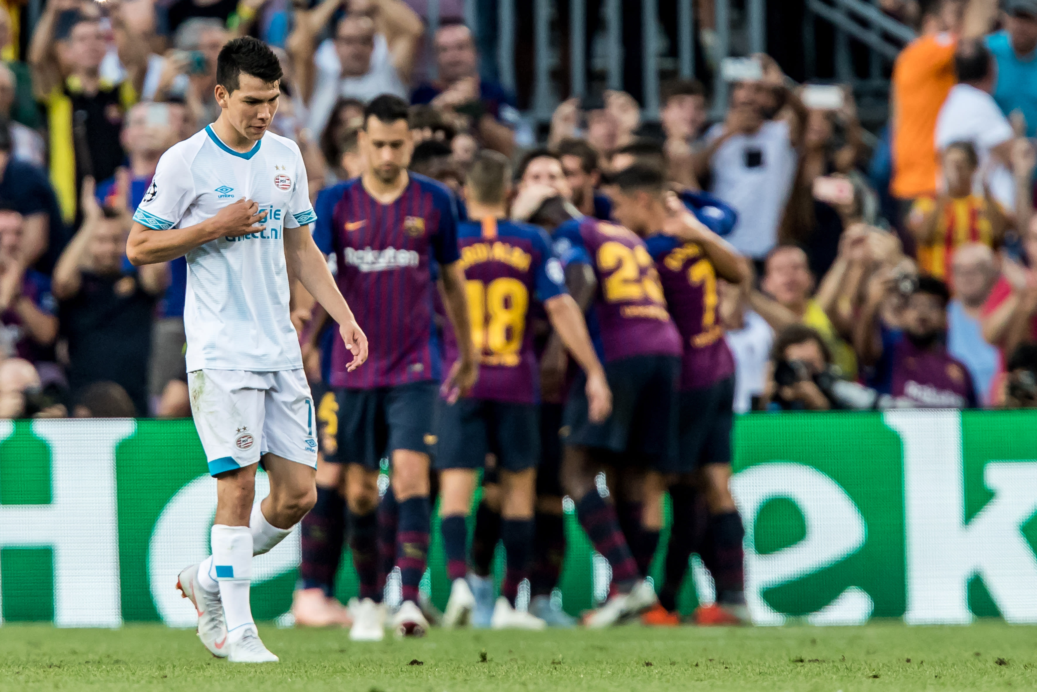 Henk Spaan vernietigend over Lozano: 'Voor wie Napoli dom genoeg belangstelling heeft' 