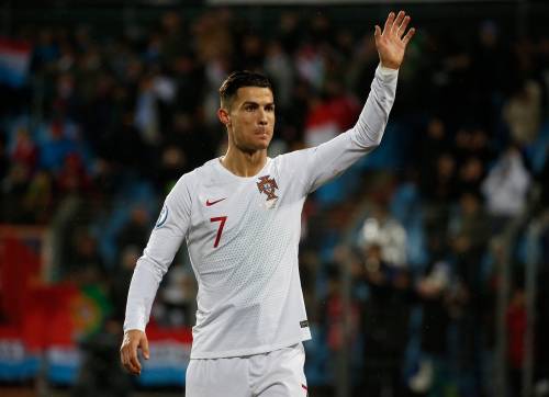 Ook titelhouder Portugal naar EK