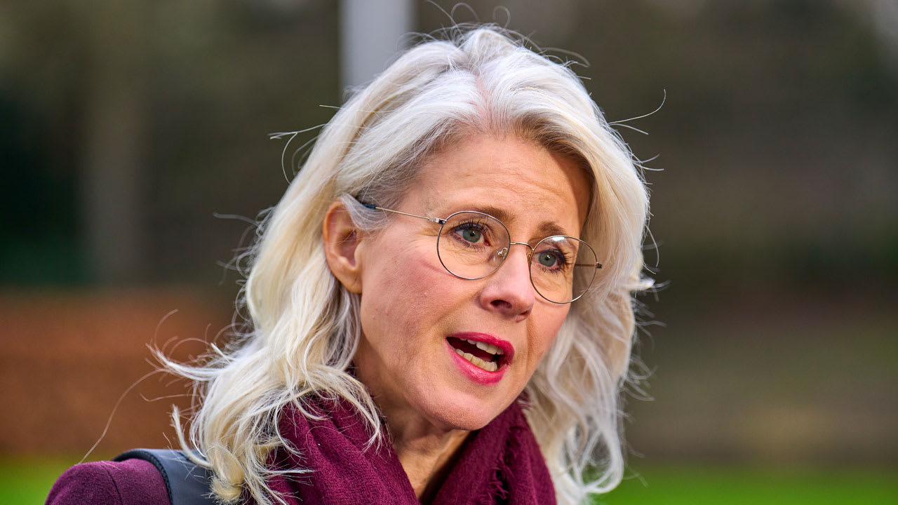 Mona Keijzer wil verbod op voorrang van statushouders voor sociale huurwoningen