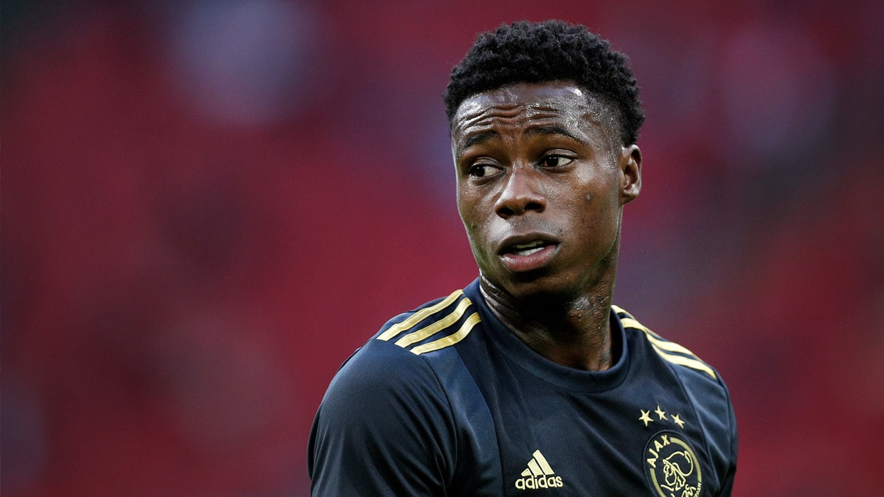 Promes hervat training bij Ajax 