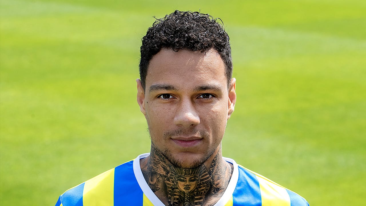 Van der Wiel openhartig over mentale problemen: 'Paniekaanvallen en angstgevoelens'