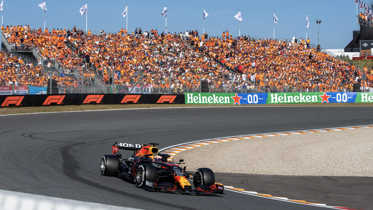 Max Verstappen verslaat Nederlands Elftal met best bekeken F1-race sinds 2002
