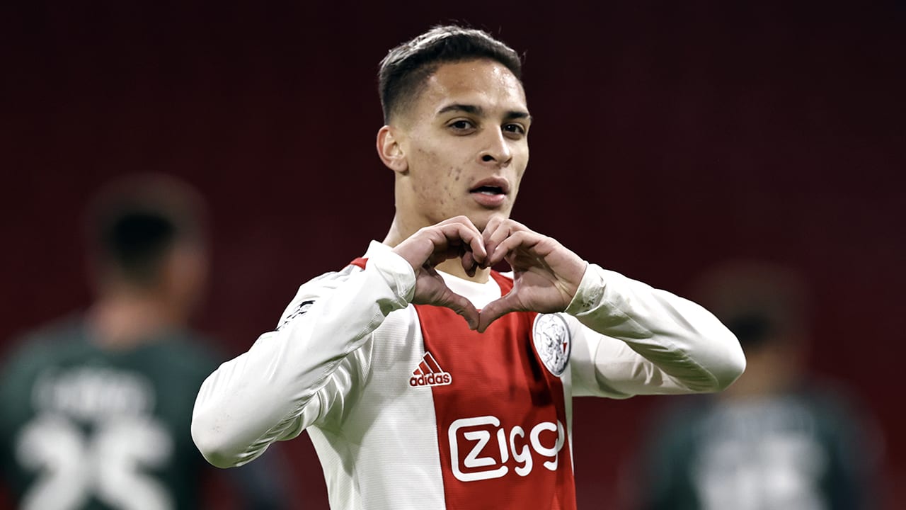 'Antony dichtbij overgang naar Manchester United; ruim 45 miljoen euro voor Ajax'