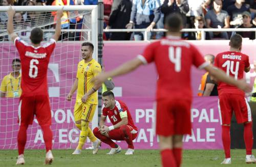 Tadic mist strafschop en speelt gelijk