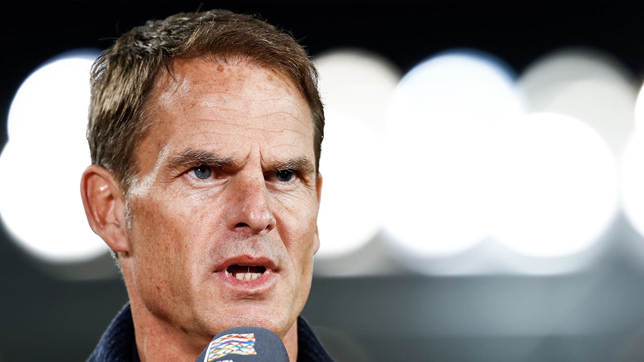 De Boer: 'Met 5-3-2 meeste kans om Italië te verslaan'