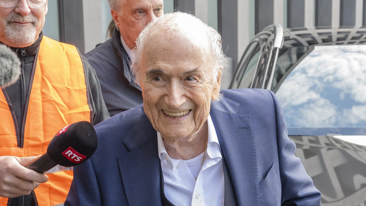 Sepp Blatter en Michel Platini ook in hoger beroep vrijgesproken van corruptie