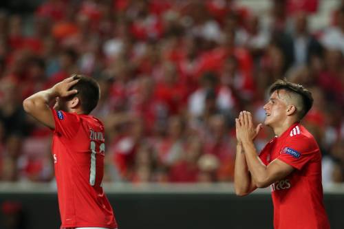 Benfica wint en AEK verliest