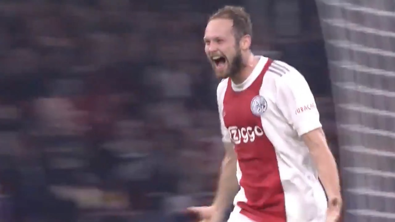 VIDEOGOAL: Ajax op 2-0 voorsprong door afstandsschot Blind 